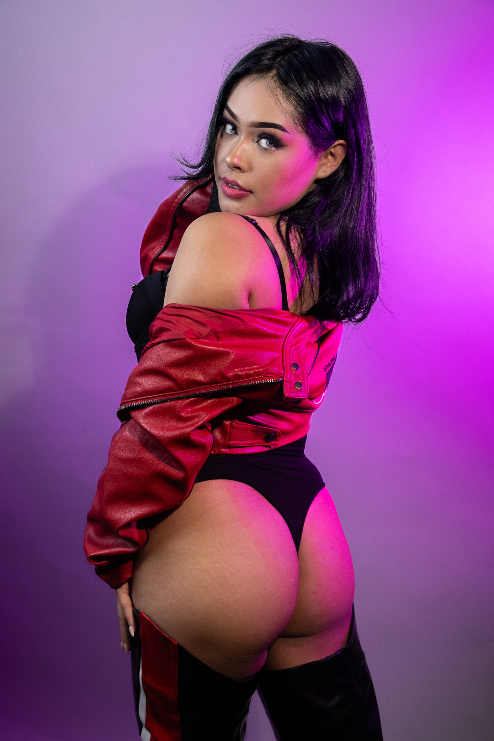 33